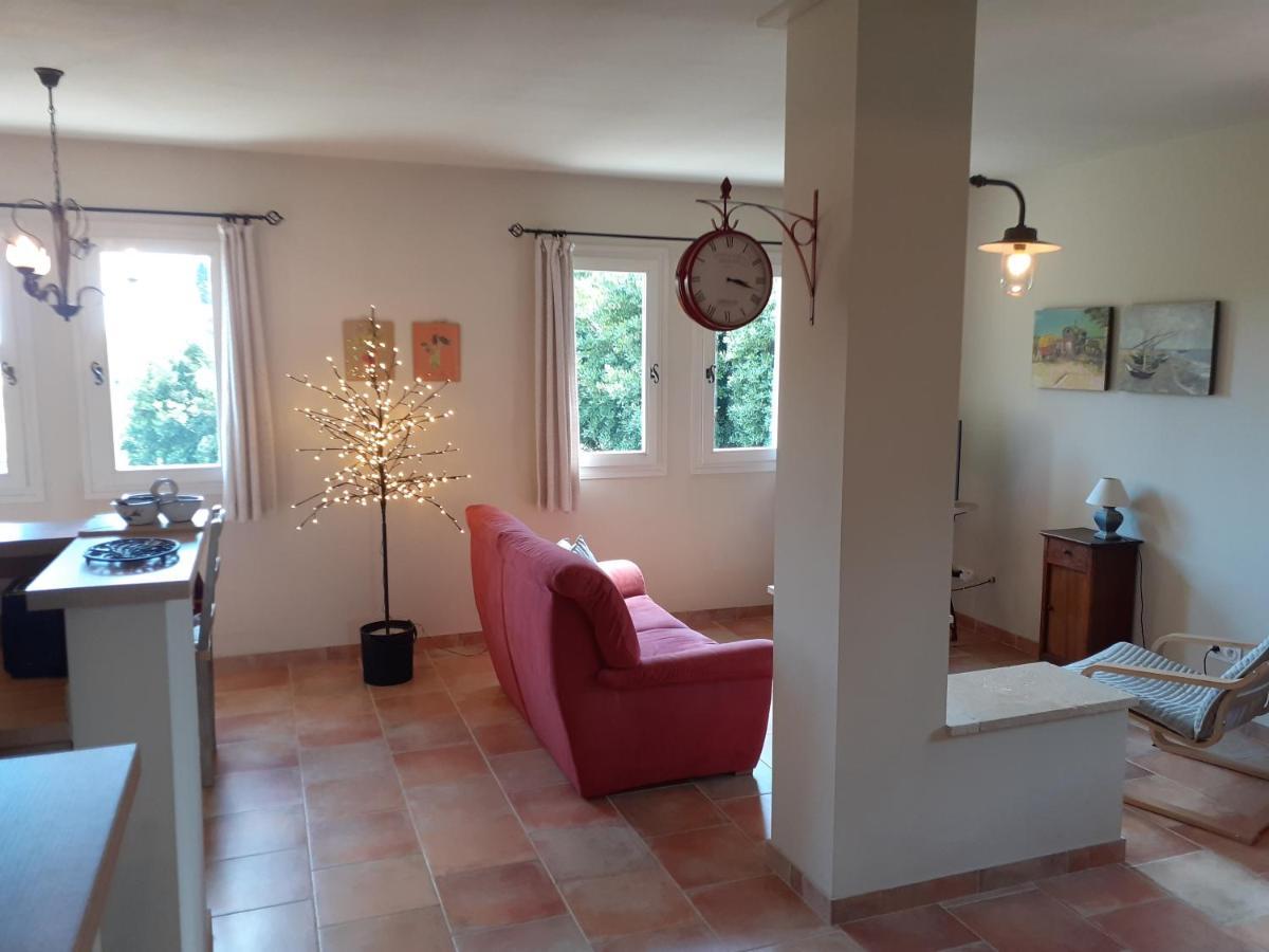 Location Vacances Gillardin Maussane les Alpilles Exterior foto