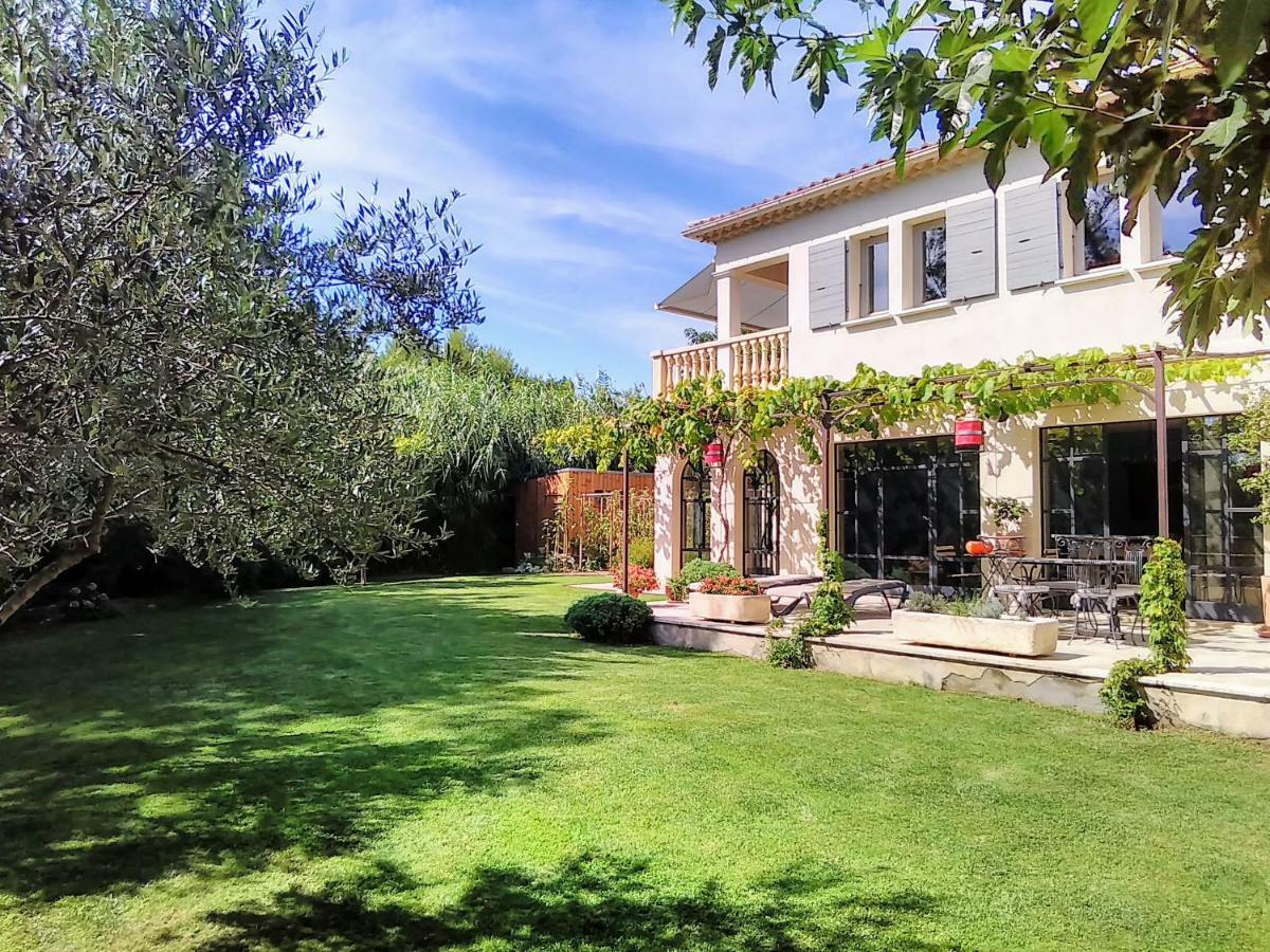 Location Vacances Gillardin Maussane les Alpilles Exterior foto