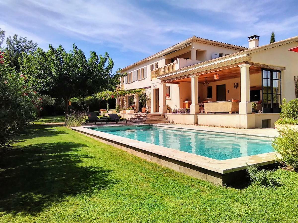 Location Vacances Gillardin Maussane les Alpilles Exterior foto